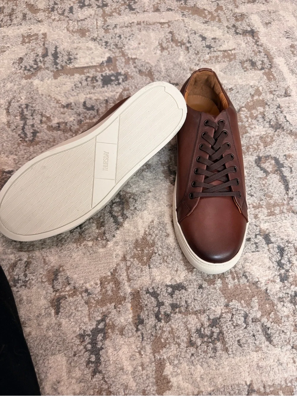 Premier Low Top